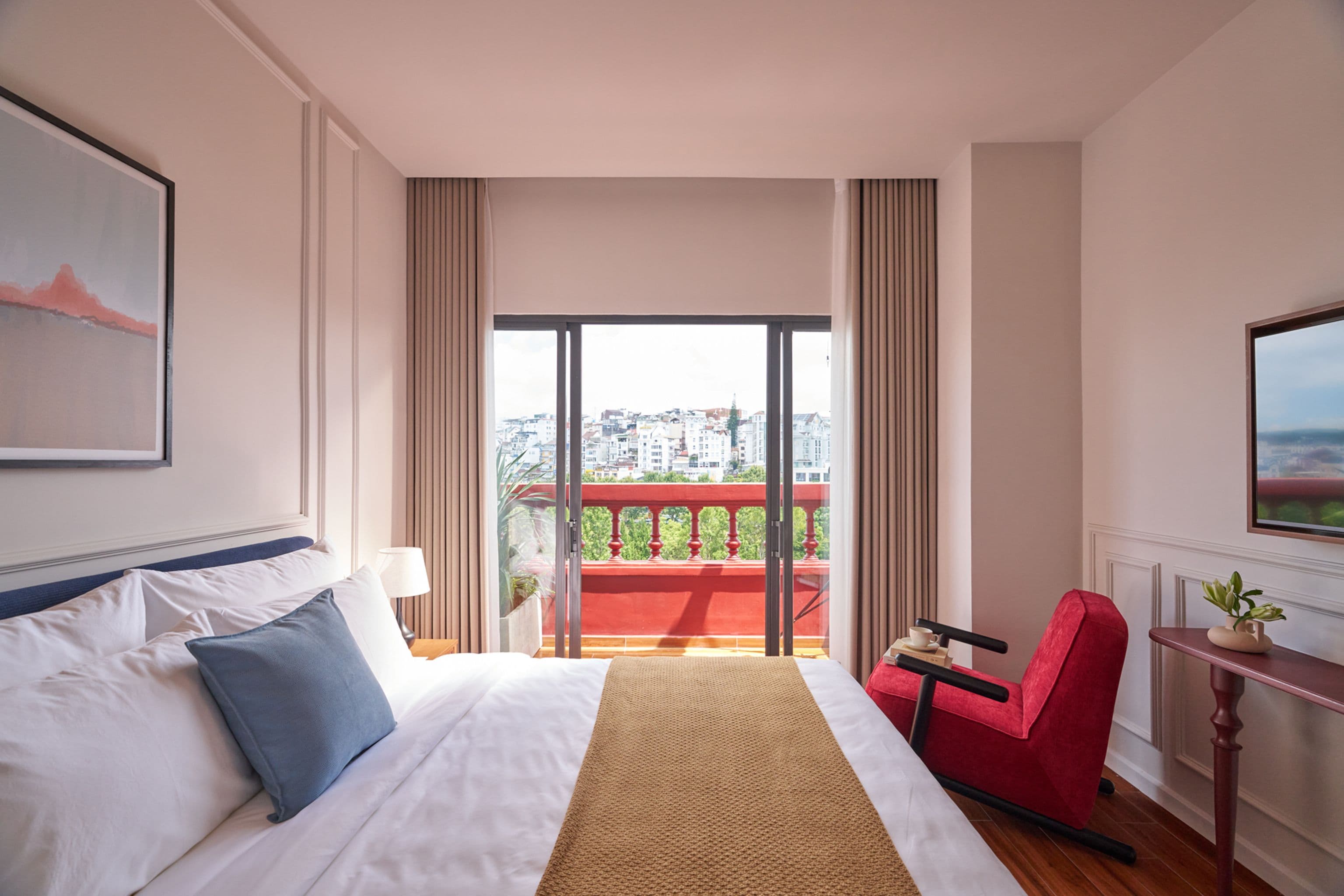 Premier Park View with Balcony
