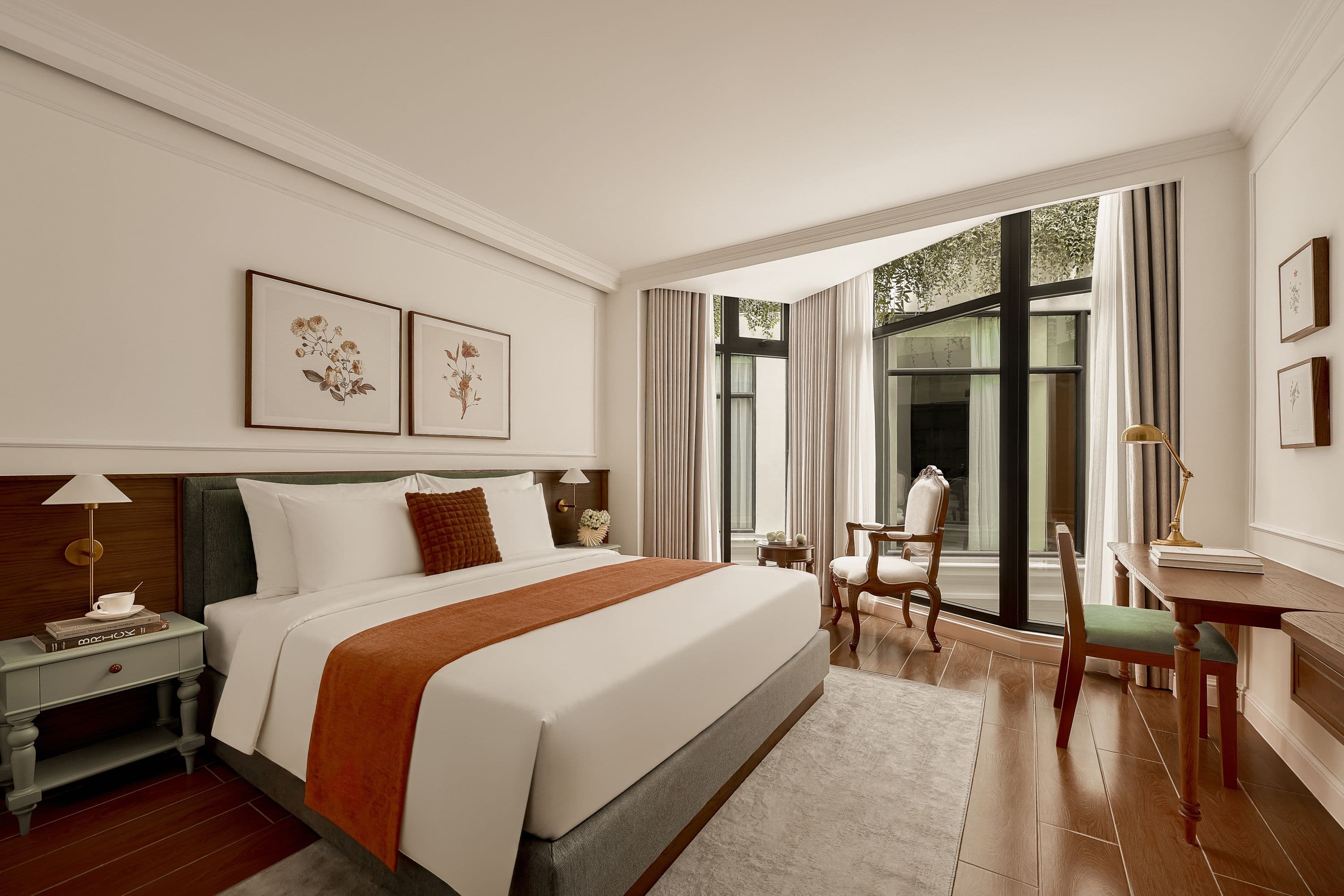 Deluxe with window