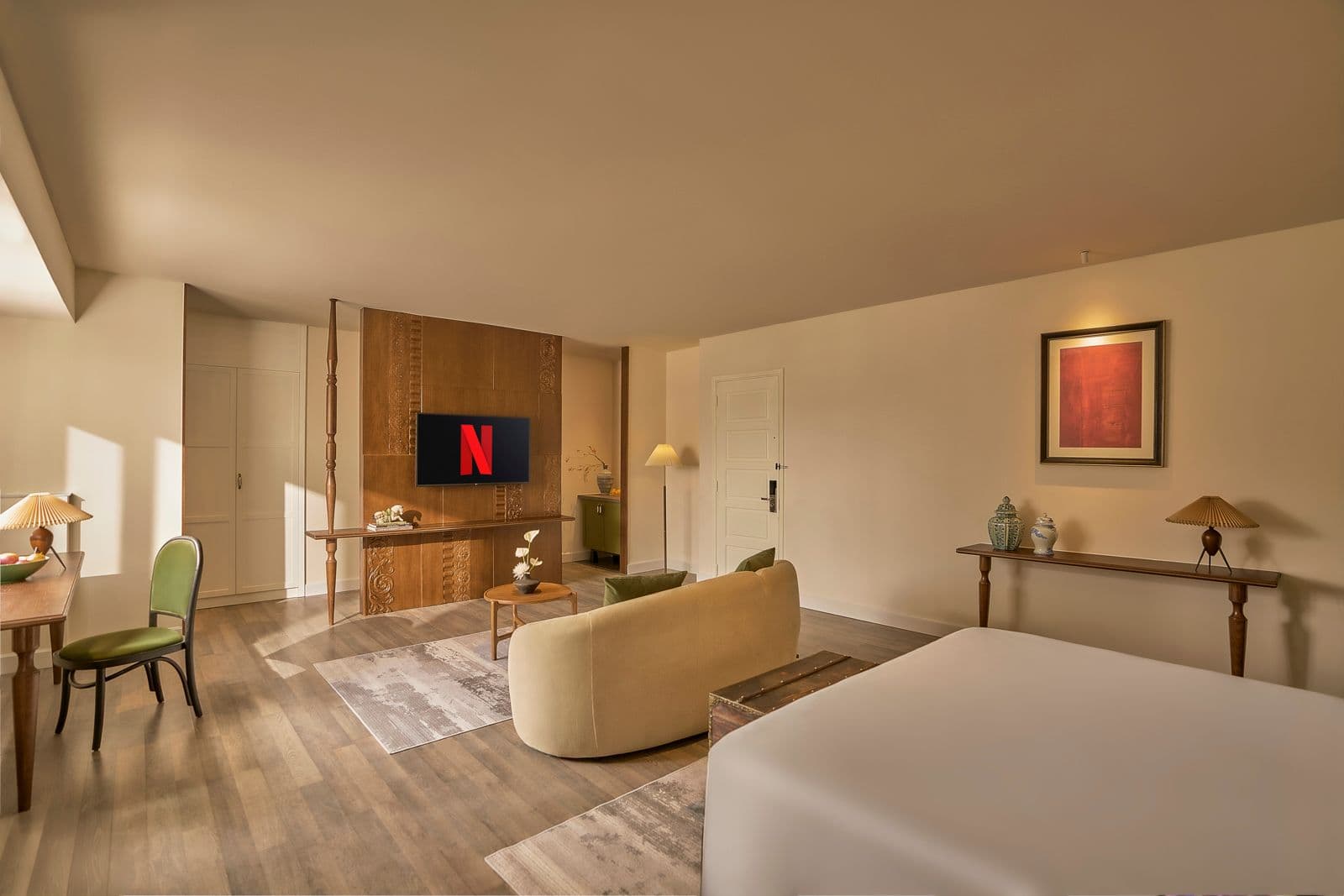 Premier Hotel Thi Sách 5