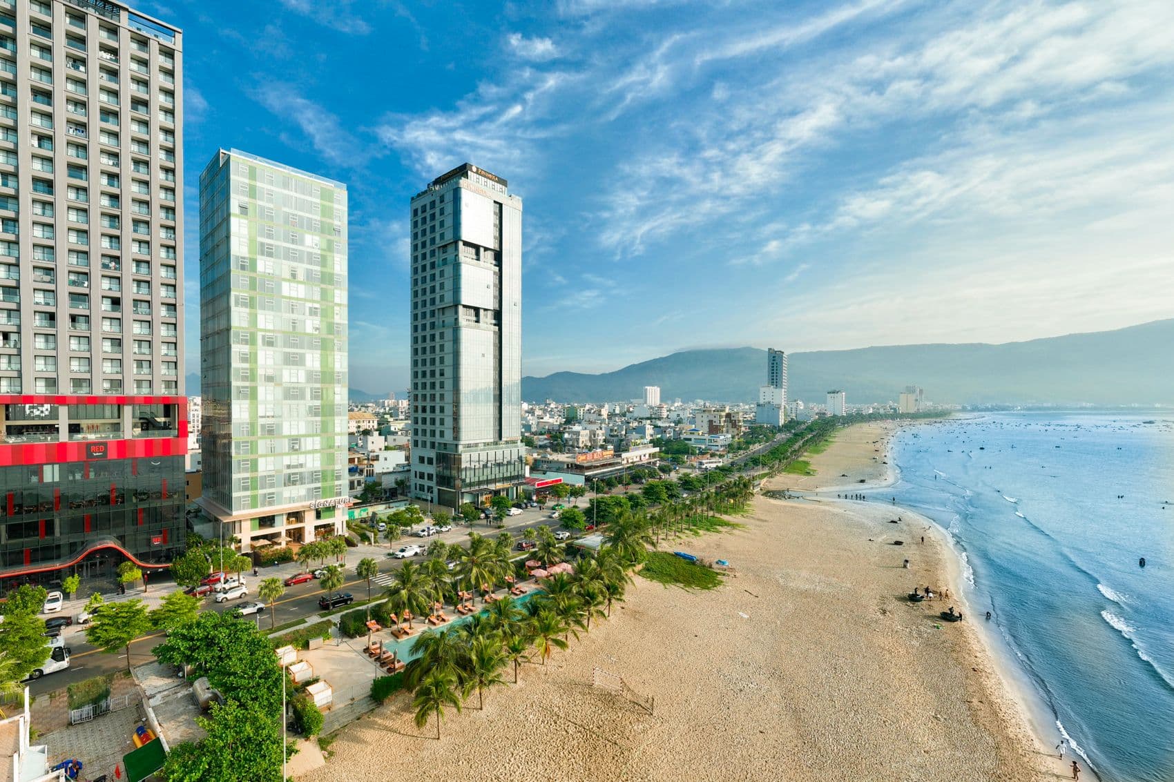Grand Signature Beachfront Hotel 5