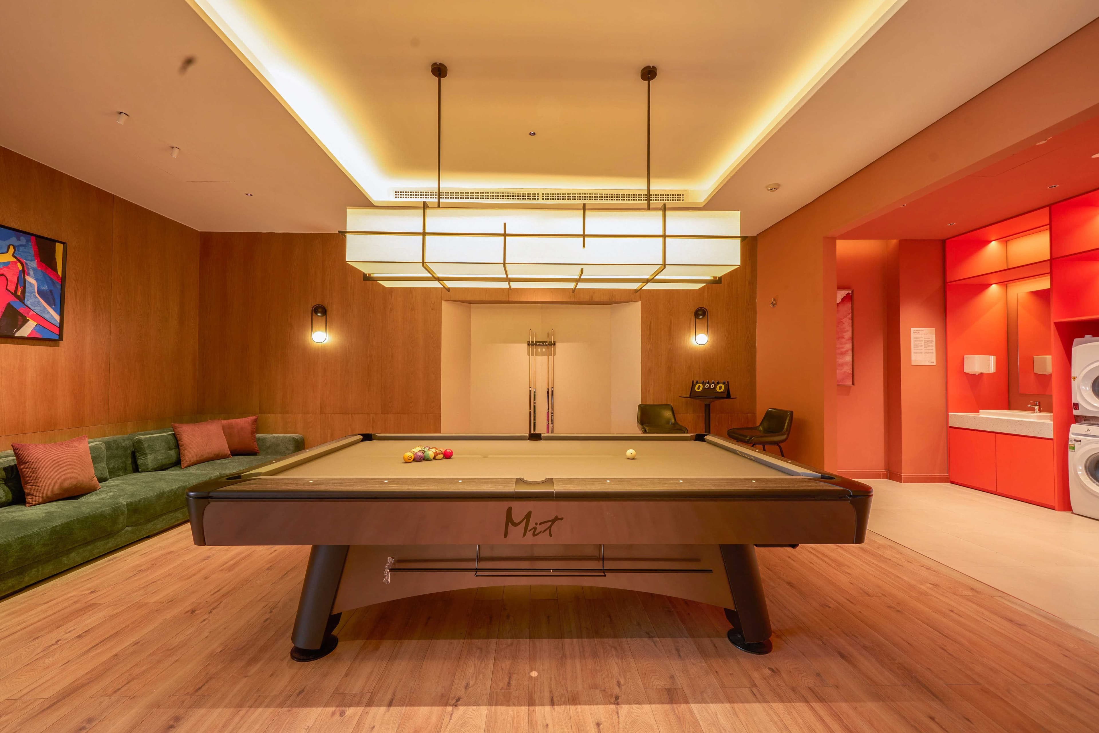 Grand Signature Beachfront Hotel 4