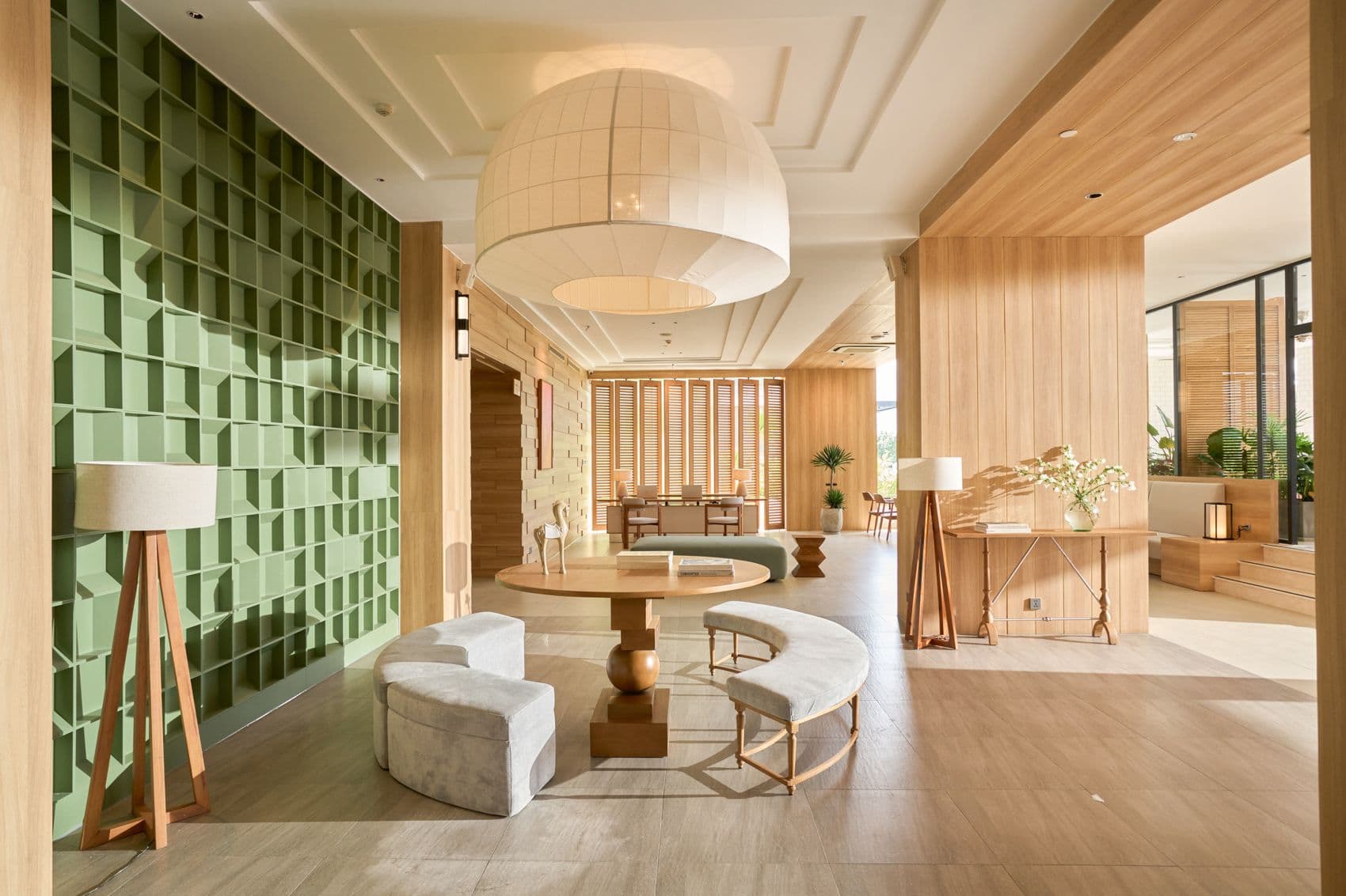 Grand Signature Beachfront Hotel 3